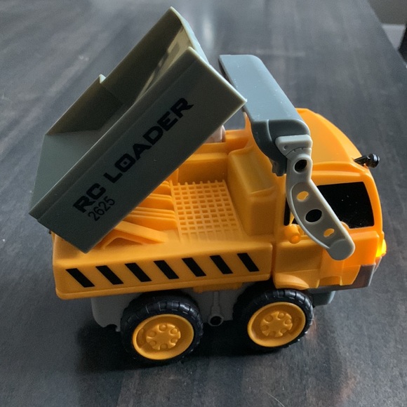 Rokenbok RC Front Loader/Dump Truck 04217 - Picture 11 of 15